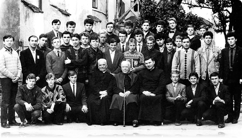 Першыя алюмны гродзенскай семінарыі Першыя алюмны гродзенскай семінарыі