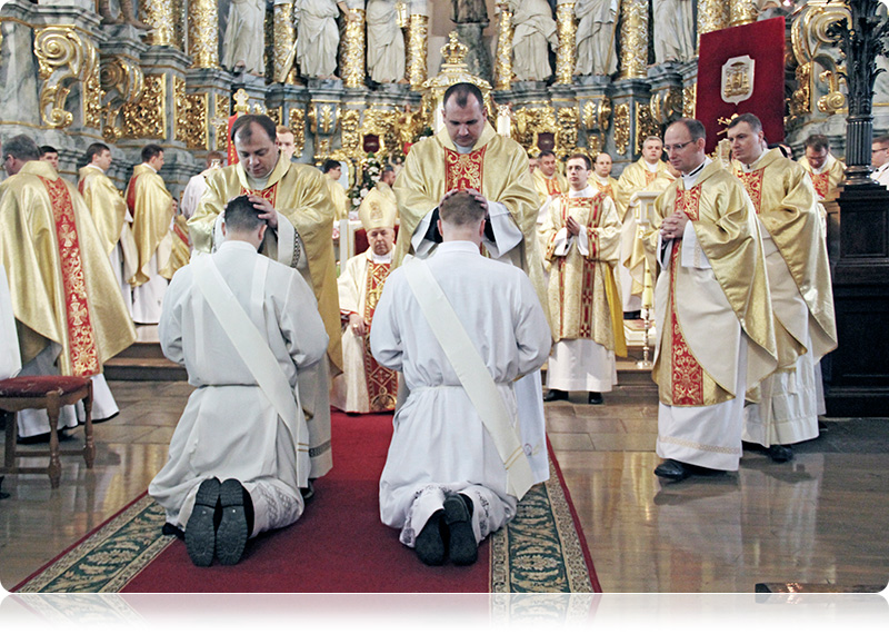 Od momentu święceń kapłani na zawsze otwierają swoje serca na Ducha