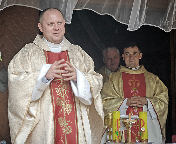 Пробашч парафіі кс. Павел Калеснік 