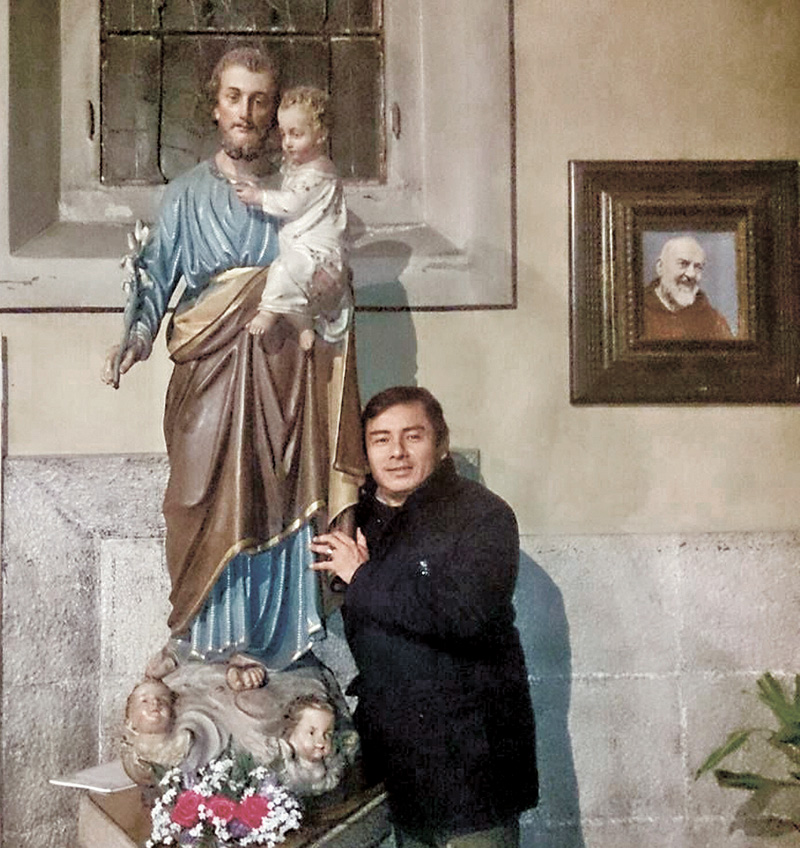 Эдсан Глаўбер пазней згадваў, што св. Юзаф аб’яўляўся з сэрцам на грудзях, а ў яго сэрцы была літара “М” з крыжам Эдсан Глаўбер пазней згадваў, што св. Юзаф аб’яўляўся з сэрцам на грудзях, а ў яго сэрцы была літара “М” з крыжам