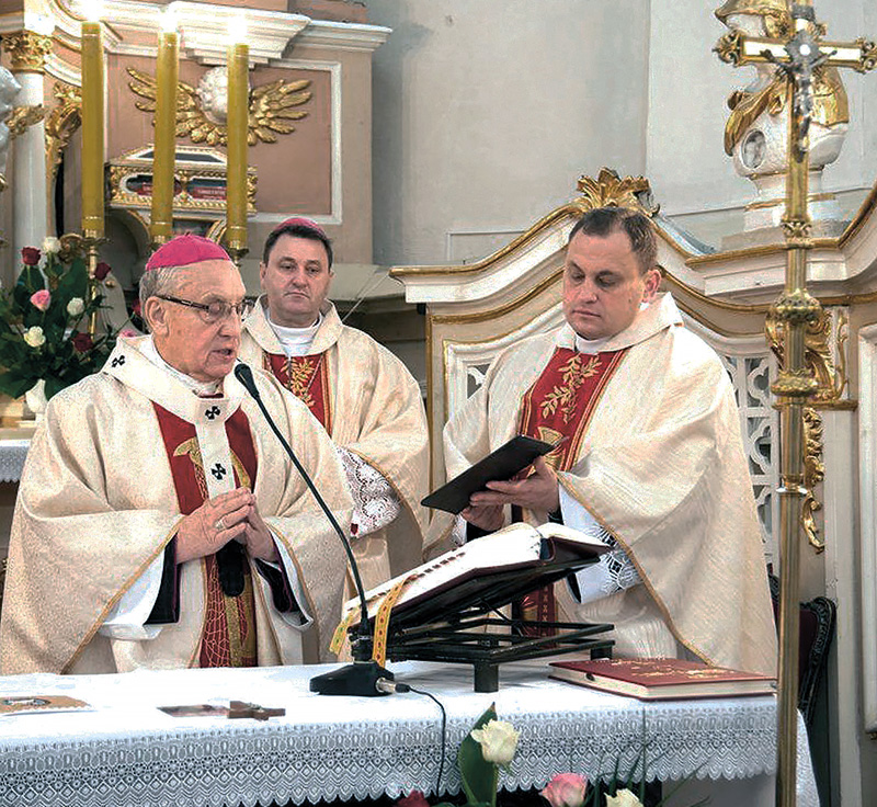 Obaj arcybiskupi pochodzą z Grodzieńszczyzny Obaj arcybiskupi pochodzą z Grodzieńszczyzny