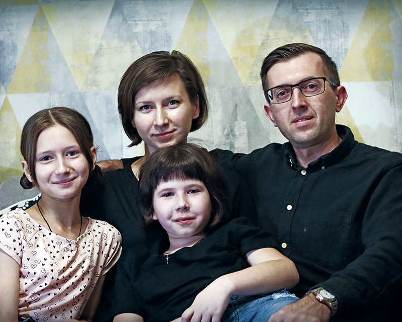 Anatolij ma 38 lat, pracuje w branży IT i oprócz kierowania wspólnotą „Echad” prowadzi inne inicjatywy duchowe, na przykład „Kurs małżeński” Anatolij ma 38 lat, pracuje w branży IT i oprócz kierowania wspólnotą „Echad” prowadzi inne inicjatywy duchowe, na przykład „Kurs małżeński”